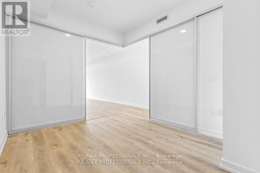 219 - 6 Chartwell Road, Toronto, Ontario  M8Z 4E8 - Photo 7 - W13538708