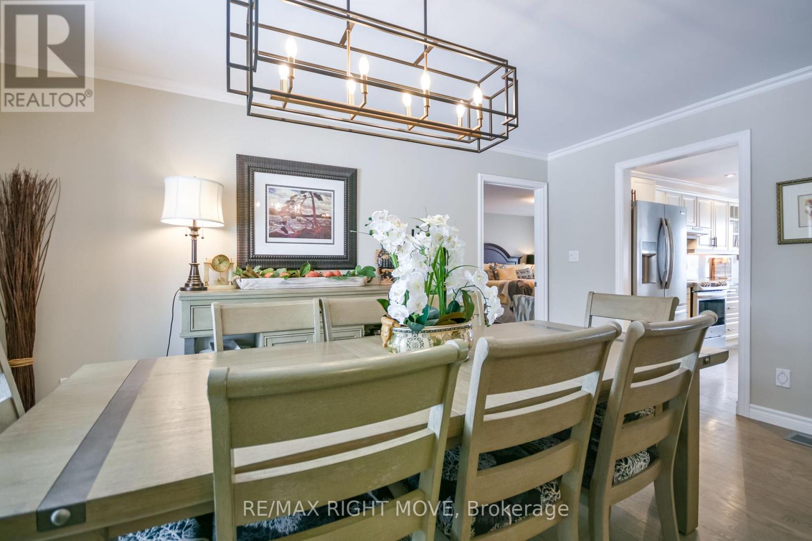 661 Glen Crescent, Orillia, Ontario  L3V 6R2 - Photo 7 - S12990804