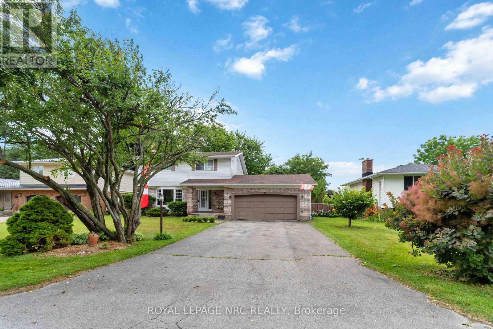 25 St George Court, Fort Erie, Ontario  L0S 1B0 - Photo 2 - X13505276