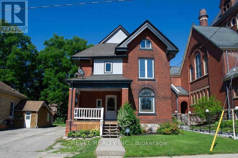 162 GRAND RIVER STREET N, Brant, Ontario