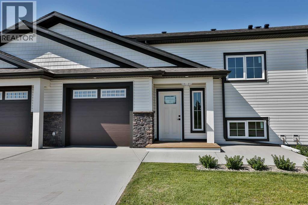 425 Meadowlark Way, Vulcan, Alberta  T0L 2B0 - Photo 1 - A2256909