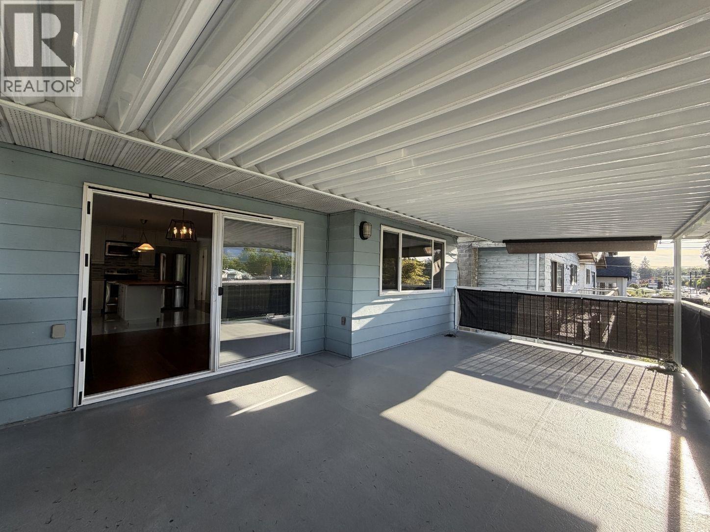 1944 PRAIRIE AVENUE — photo 11