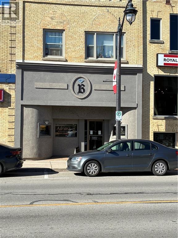 421 S MAIN Street S, South Huron