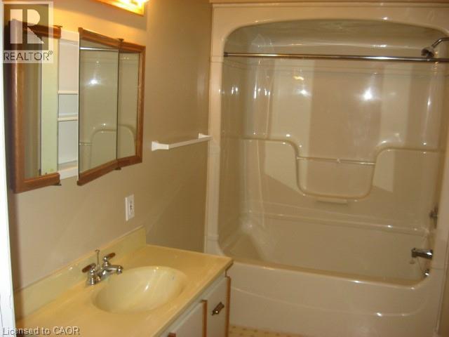 421 S Main Street S, South Huron, Ontario  N0M 2N0 - Photo 22 - 40845989