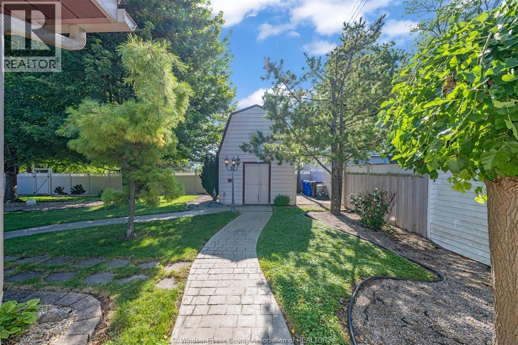 9525 Walker Road, Mcgregor, Ontario  N0R 1J0 - Photo 26 - 26016410