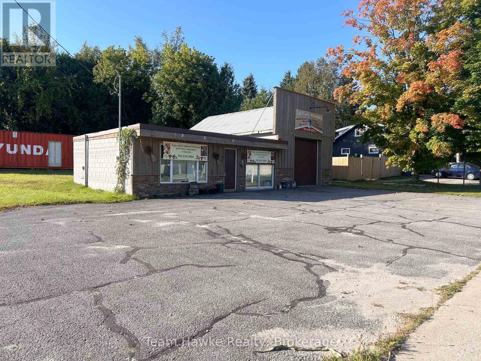 156 Robert Street, Penetanguishene, Ontario L9M 1P8 - Photo 2 - S13538864