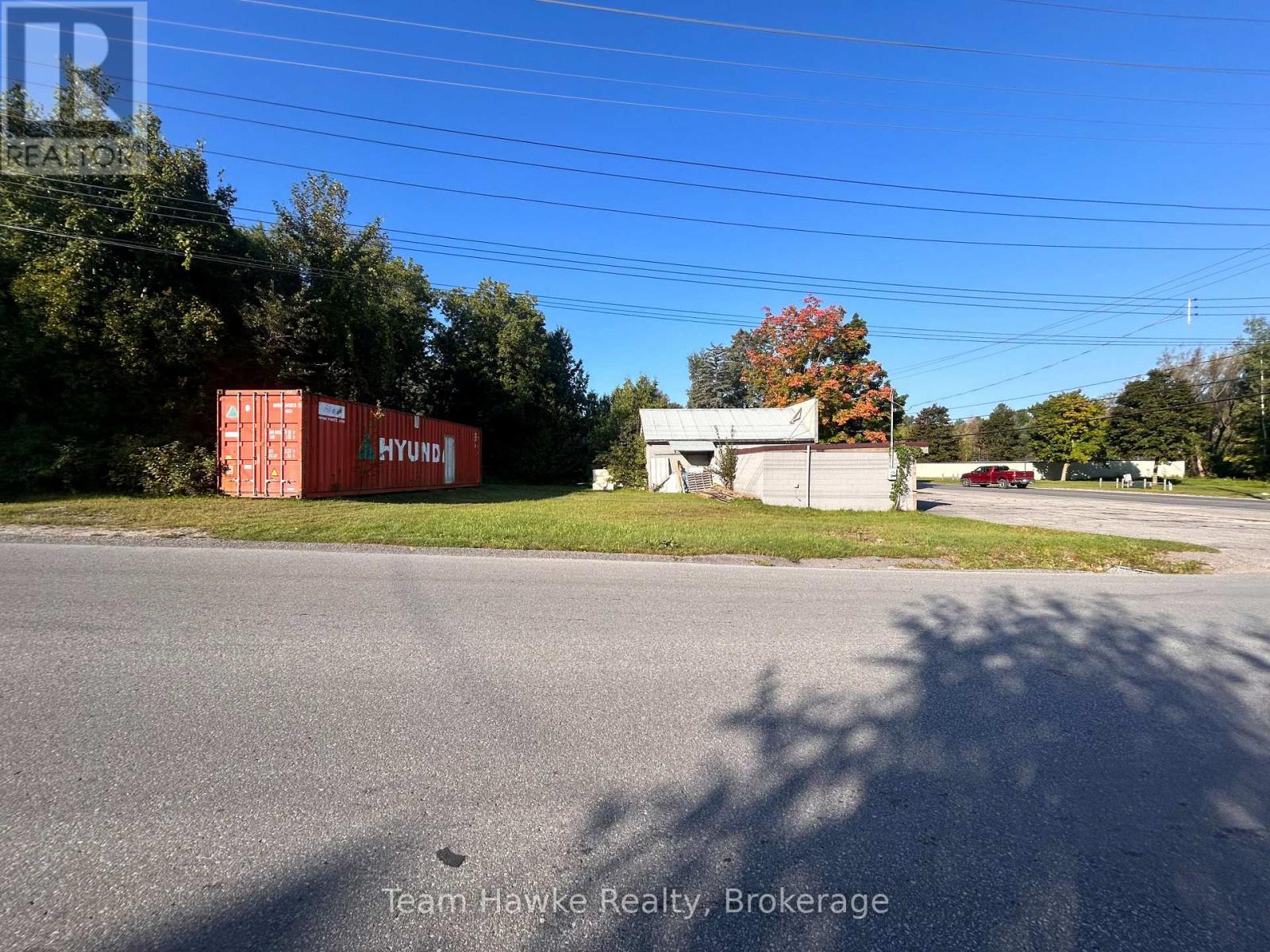 156 Robert Street, Penetanguishene, Ontario L9M 1P8 - Photo 3 - S13538864