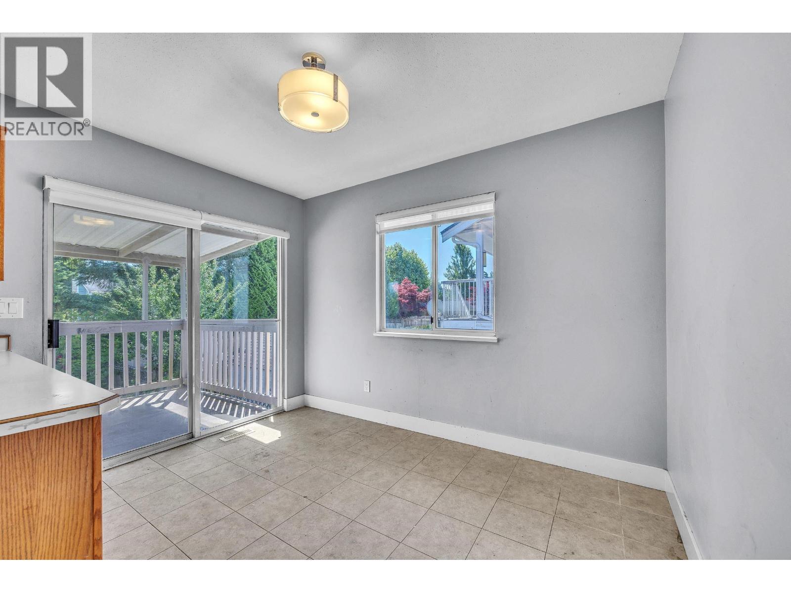 12326 Aurora Street, Maple Ridge, British Columbia  V2X 0J5 - Photo 22 - R3144039