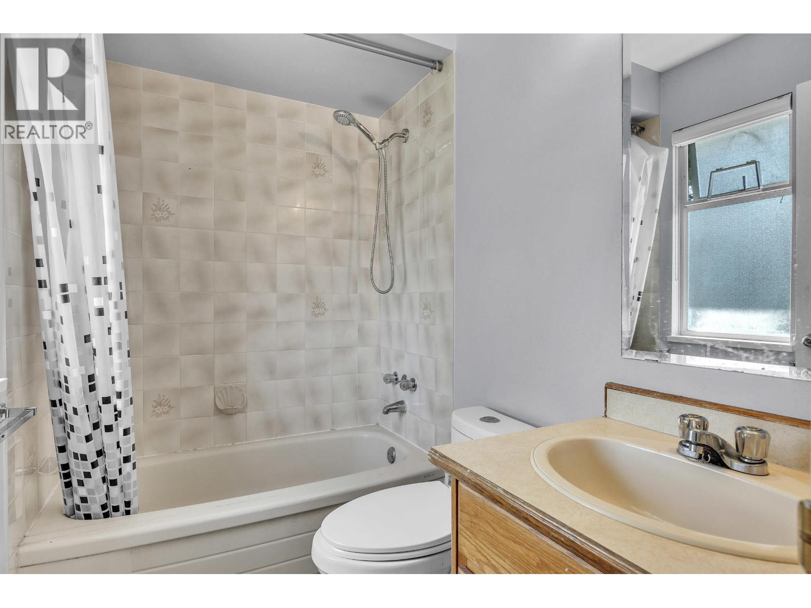 12326 Aurora Street, Maple Ridge, British Columbia  V2X 0J5 - Photo 26 - R3144039