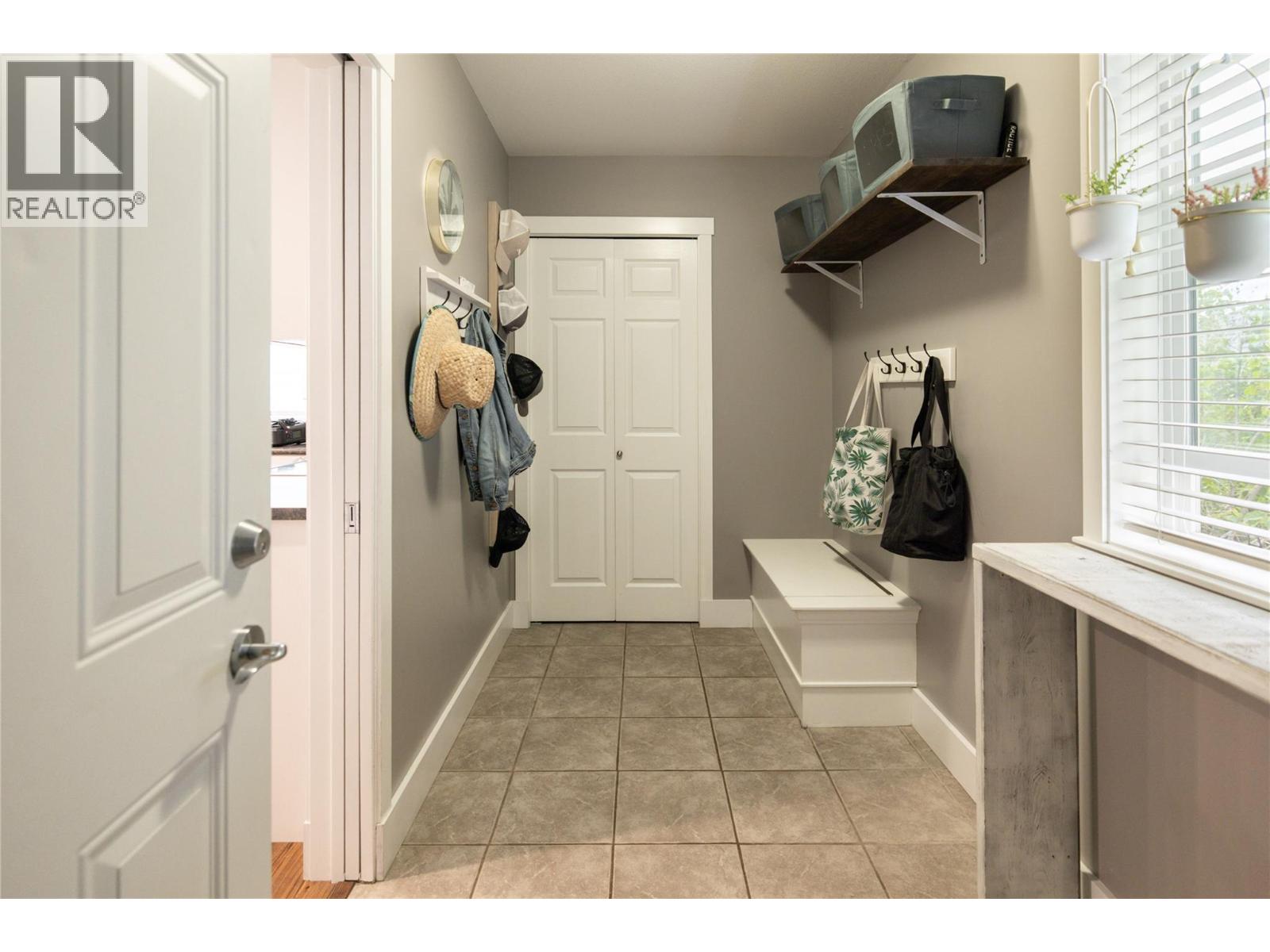 10460 Sherman Drive, Kelowna, British Columbia  V4V 2N2 - Photo 17 - 10393476