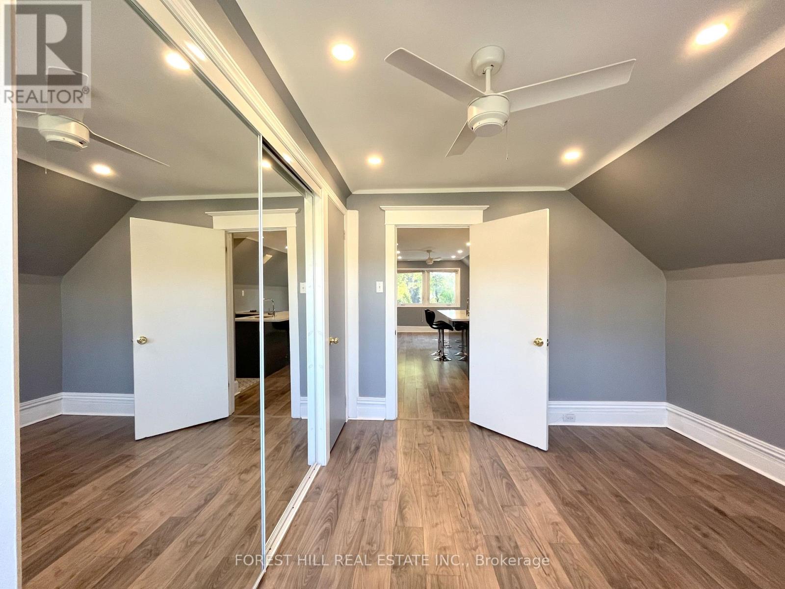 3rd - 303 Lonsdale Road, Toronto, Ontario  M4V 1X3 - Photo 10 - C13538798