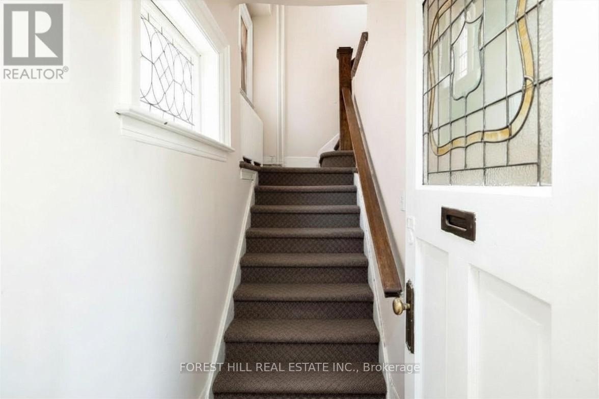 3rd - 303 Lonsdale Road, Toronto, Ontario  M4V 1X3 - Photo 2 - C13538798