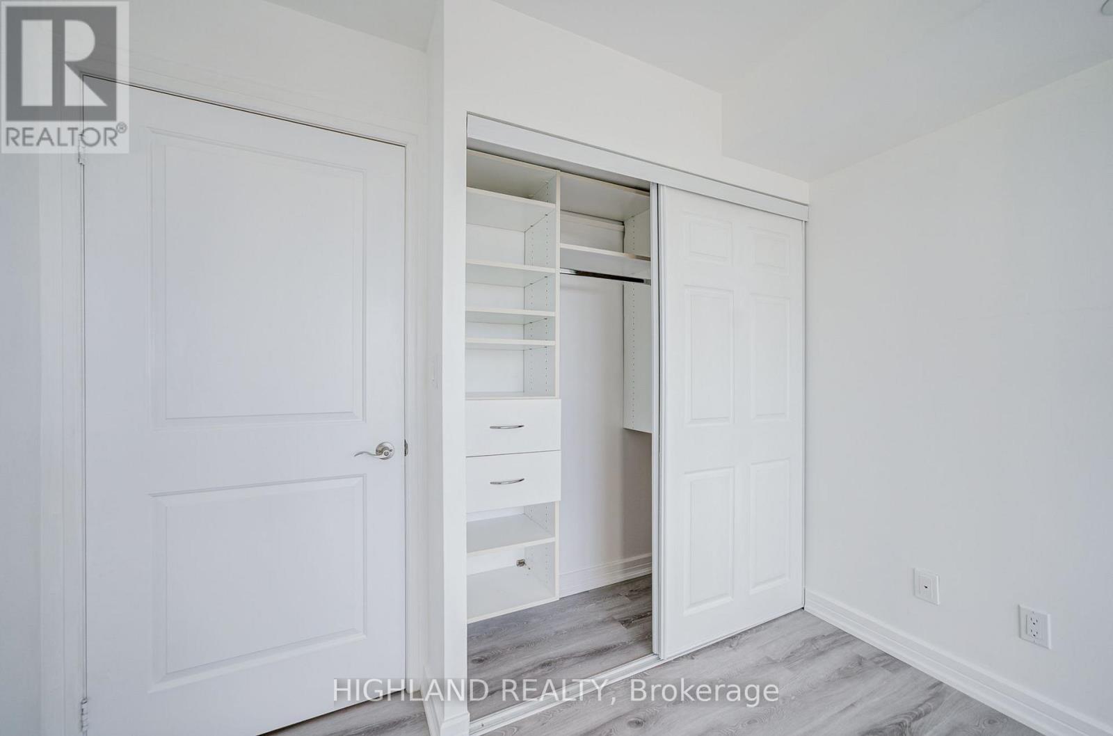 1002 - 18 Harrison Garden, Toronto, Ontario  M2N 7J7 - Photo 12 - C13538834
