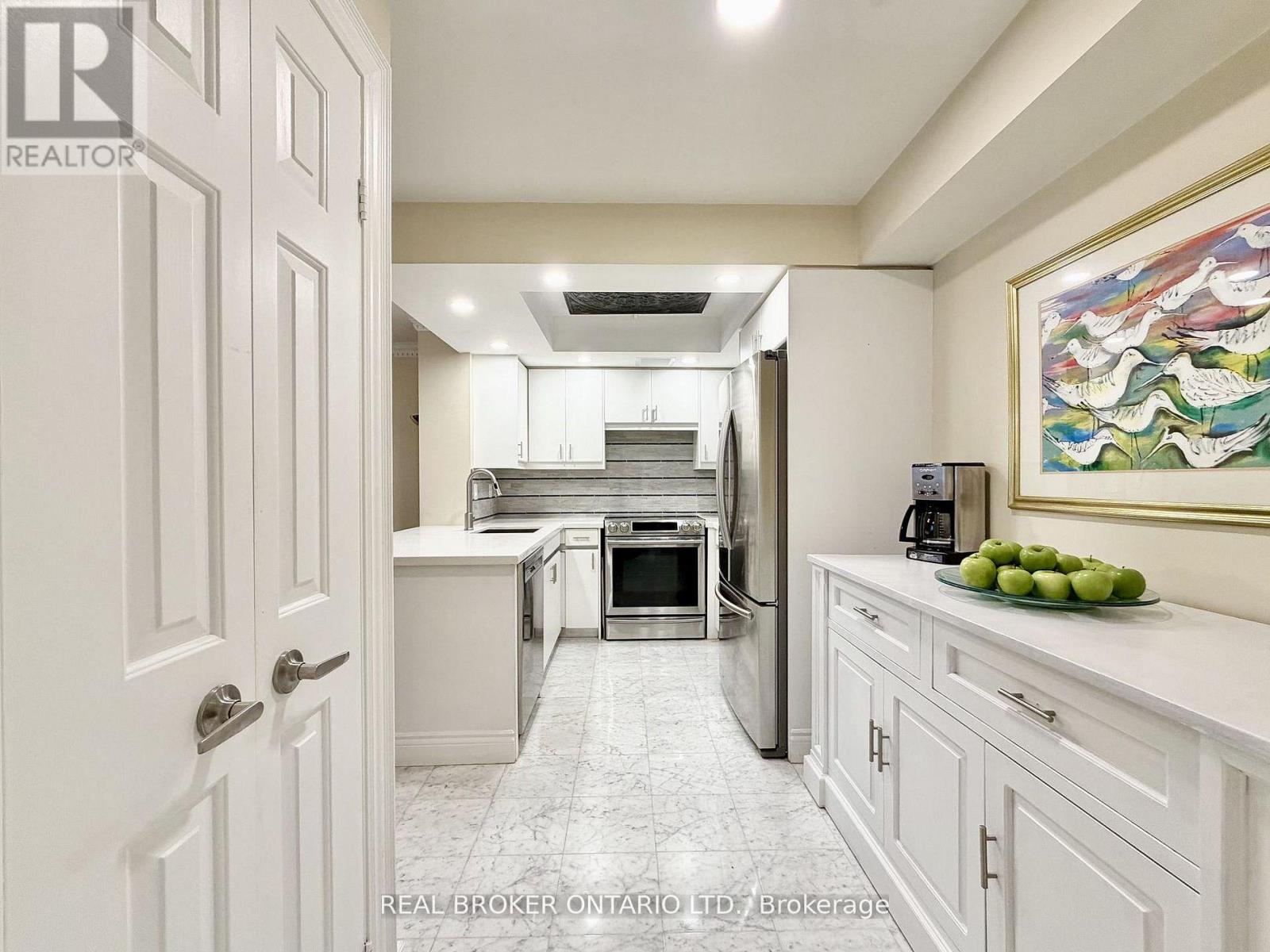 602 - 130 Carlton Street, Toronto, Ontario  M5A 4K3 - Photo 4 - C13538860