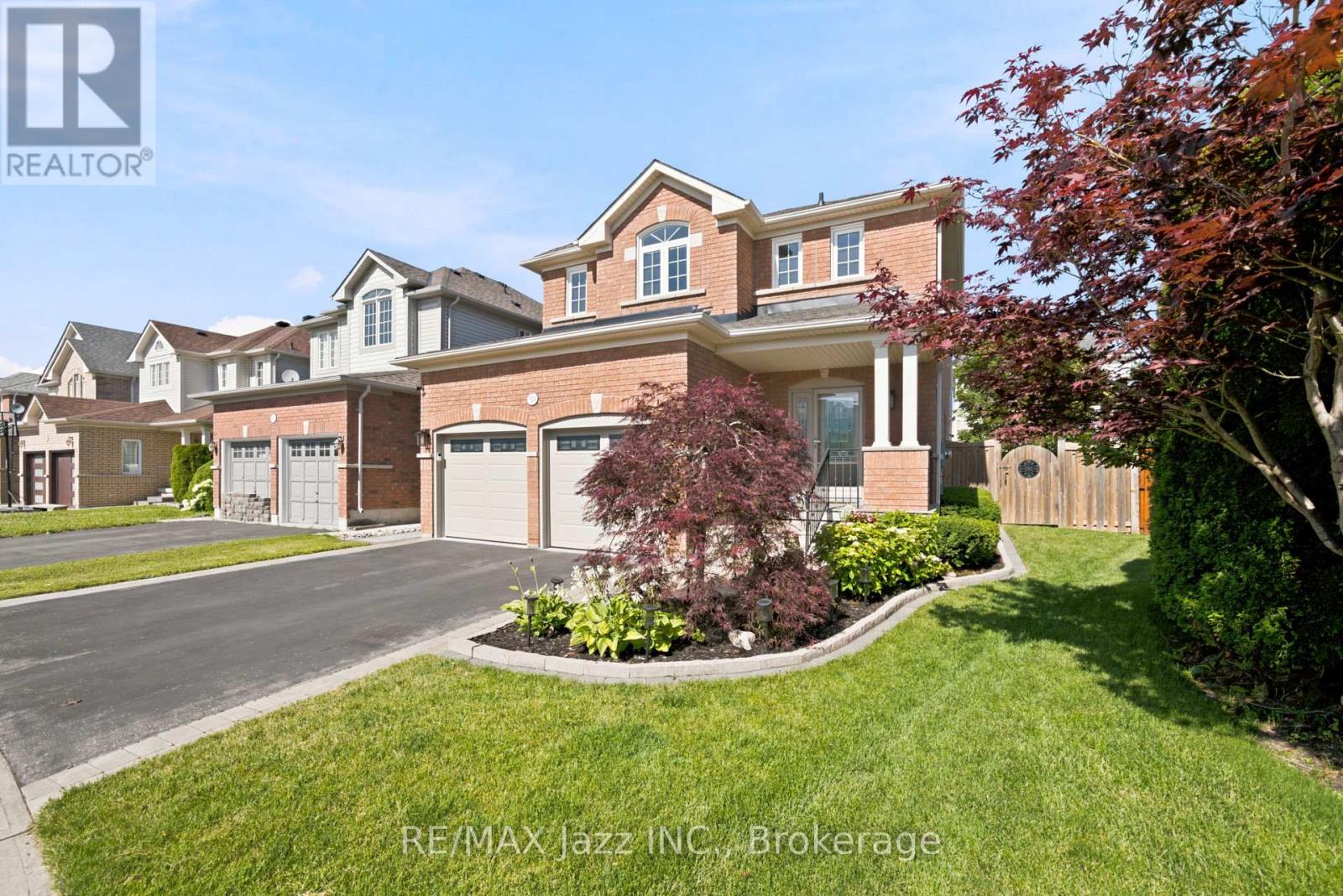 1824 Birchview Drive, Oshawa, Ontario L1K 3B9 - Photo 2 - E13538930