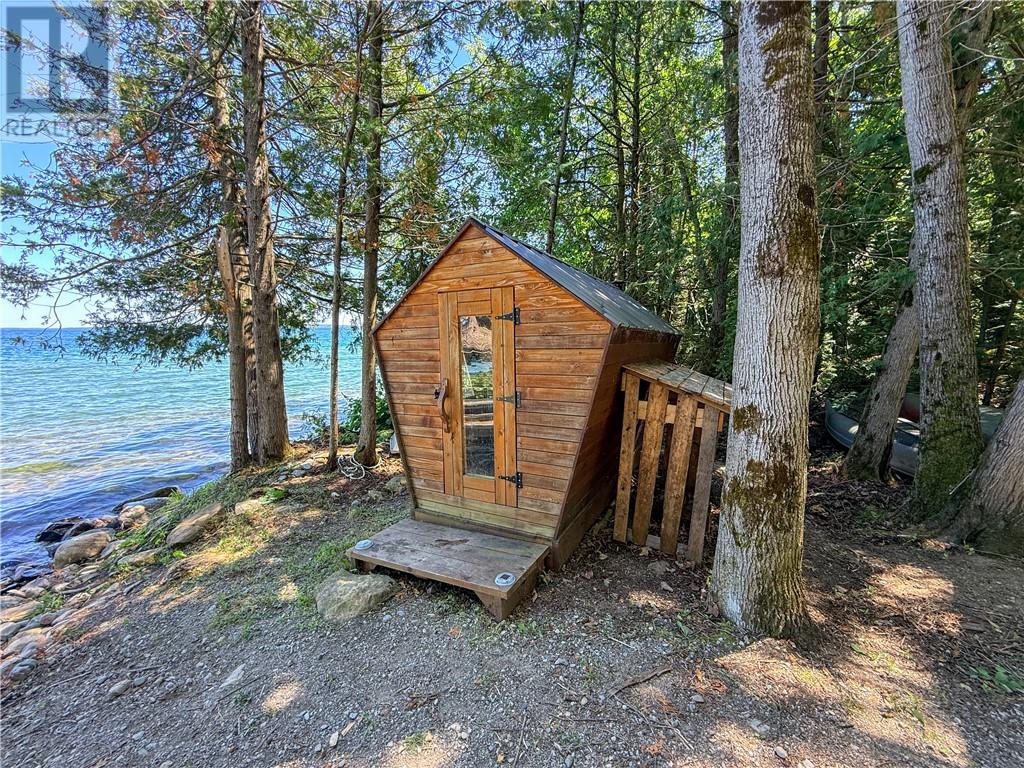 514c East Road, Mindemoya, Ontario  P0P 1S0 - Photo 4 - 2129063