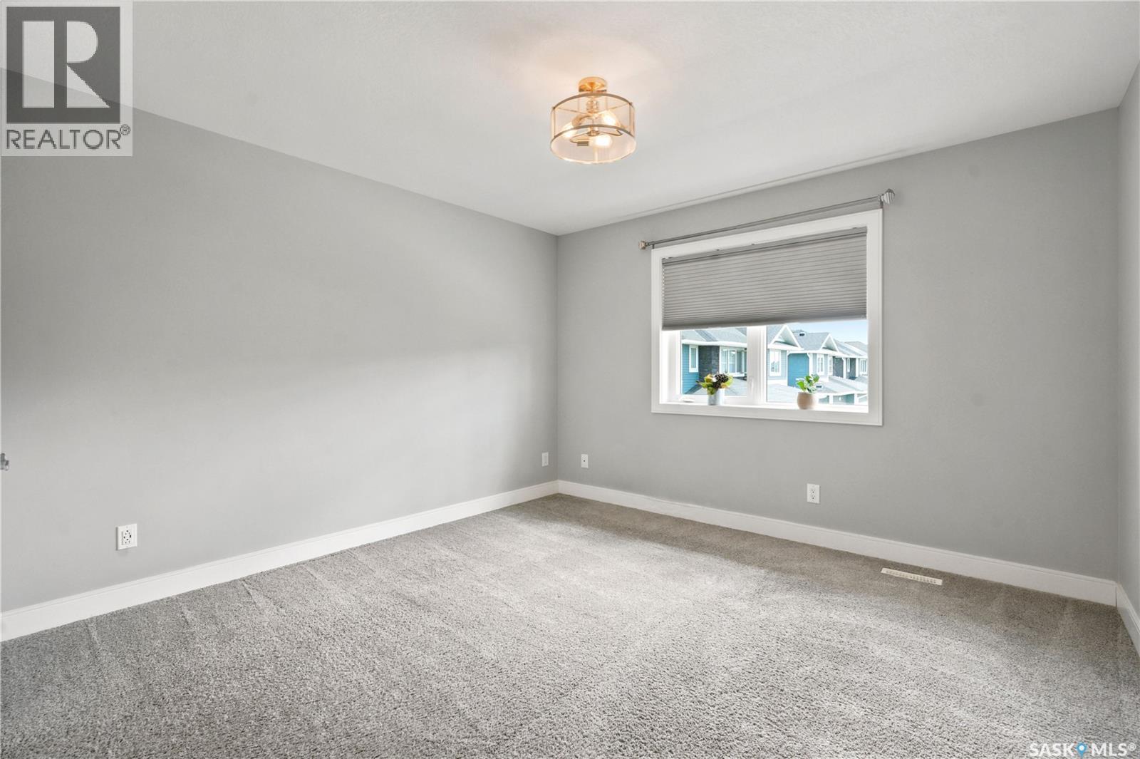 21 115 Veltkamp Crescent, Saskatoon, Saskatchewan  S7T 0T7 - Photo 32 - SK041703