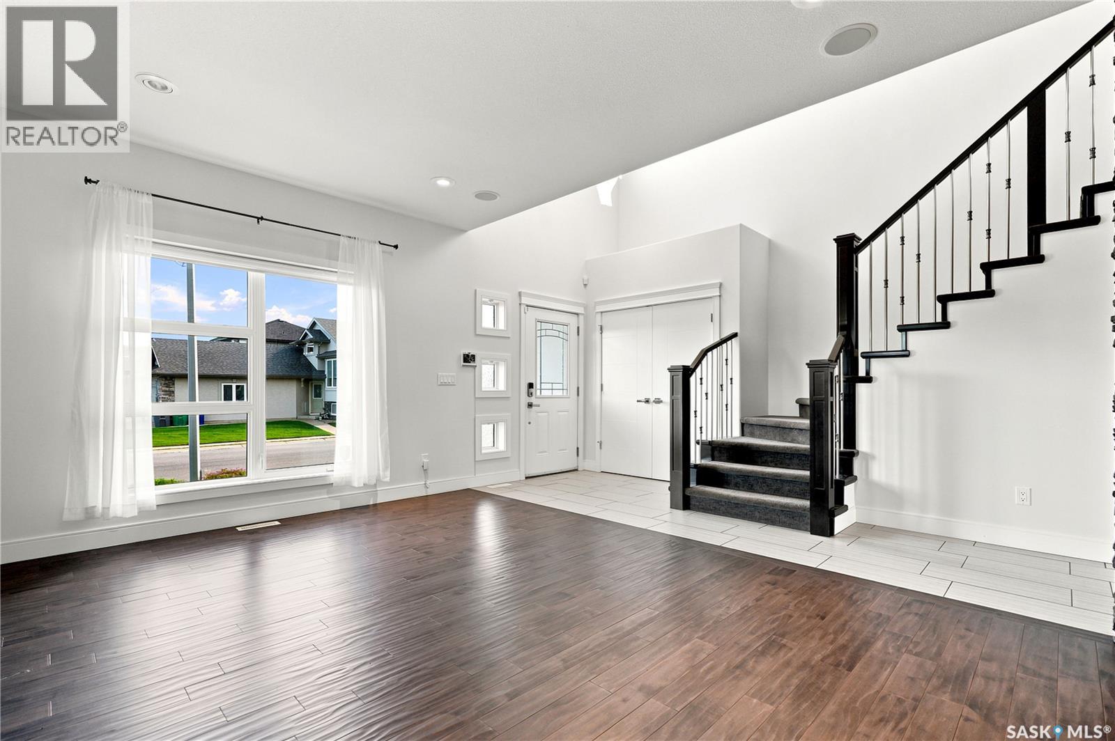102 Teal Crescent, Saskatoon, Saskatchewan  S7T 0P9 - Photo 8 - SK041909
