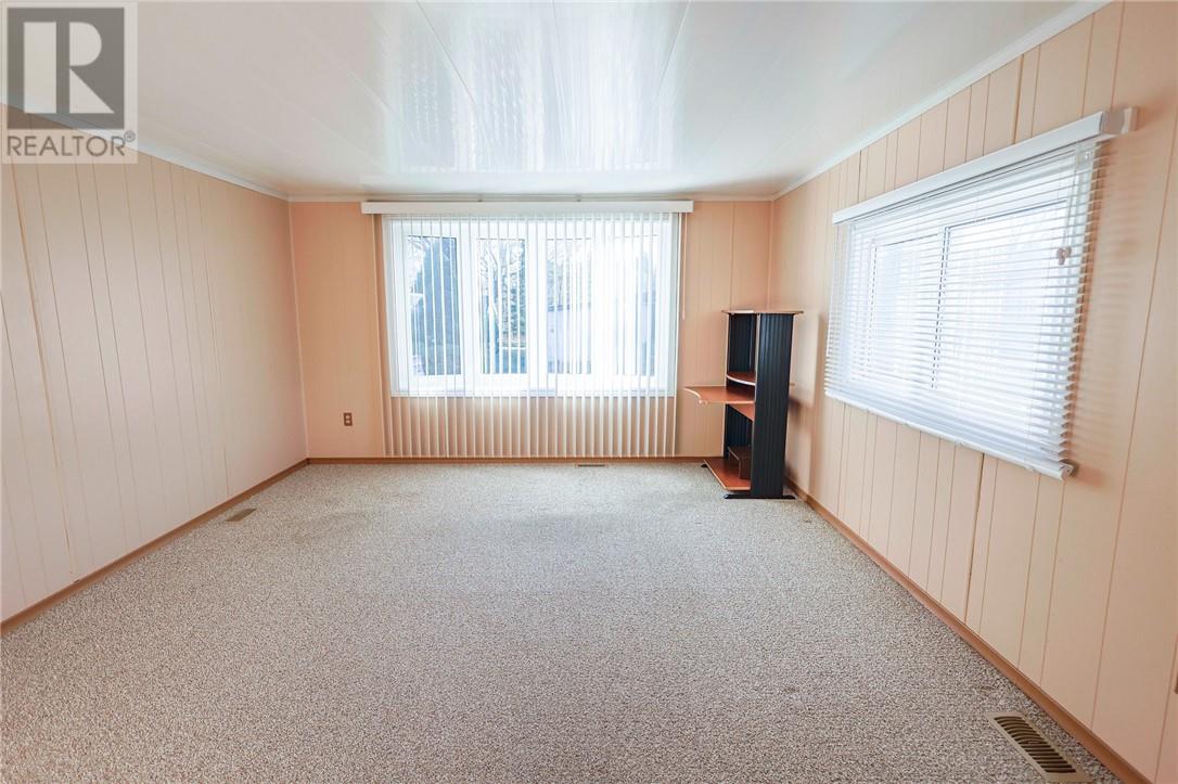 24 Glenbower Crescent Unit# 11, Wahnapitae, Ontario  P0M 3C0 - Photo 14 - 2125426