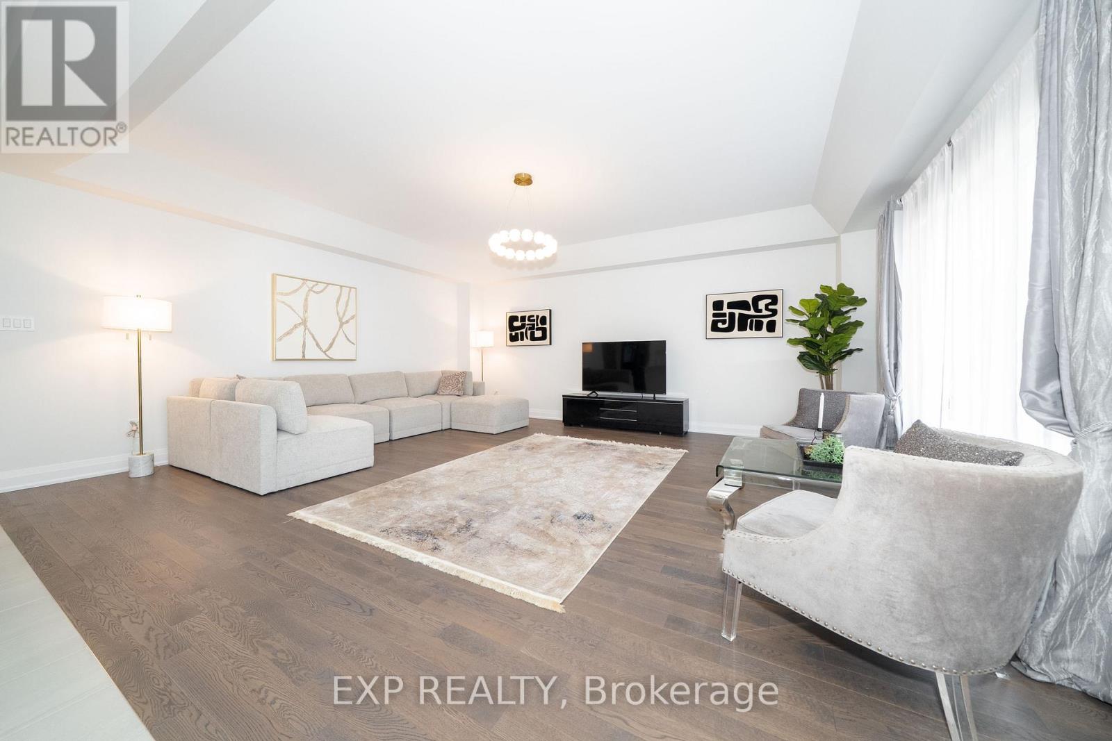 114 Seguin Street, Richmond Hill, Ontario  L4E 1N2 - Photo 14 - N13538876