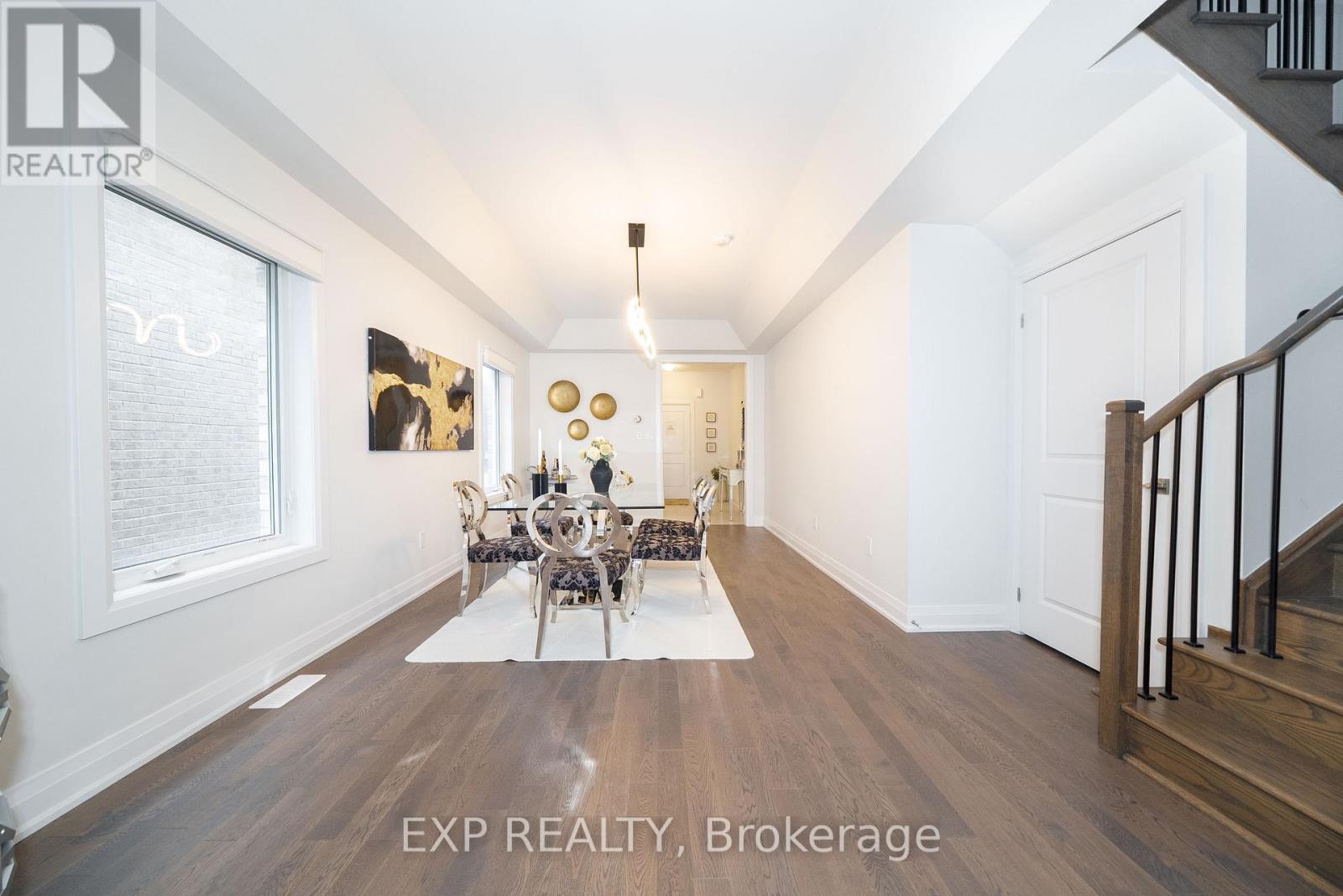 114 Seguin Street, Richmond Hill, Ontario  L4E 1N2 - Photo 8 - N13538876