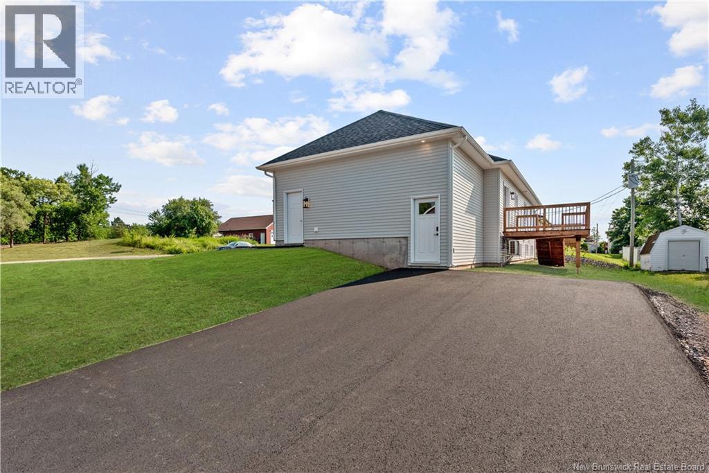 60 Mollins Crescent, Moncton, New Brunswick  E1E 4L6 - Photo 42 - NB143639