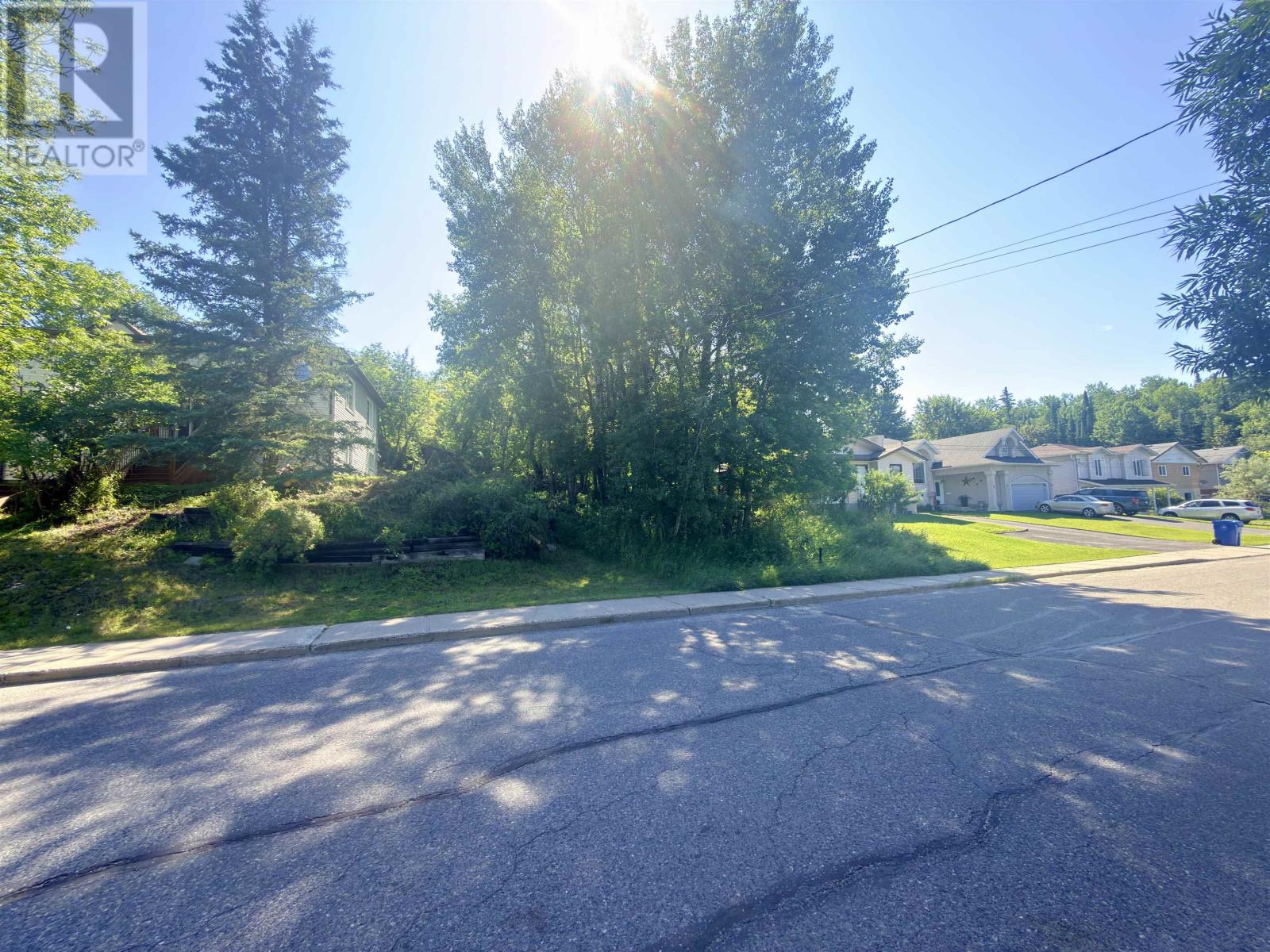 881 4th Avenue S, Kenora, Ontario