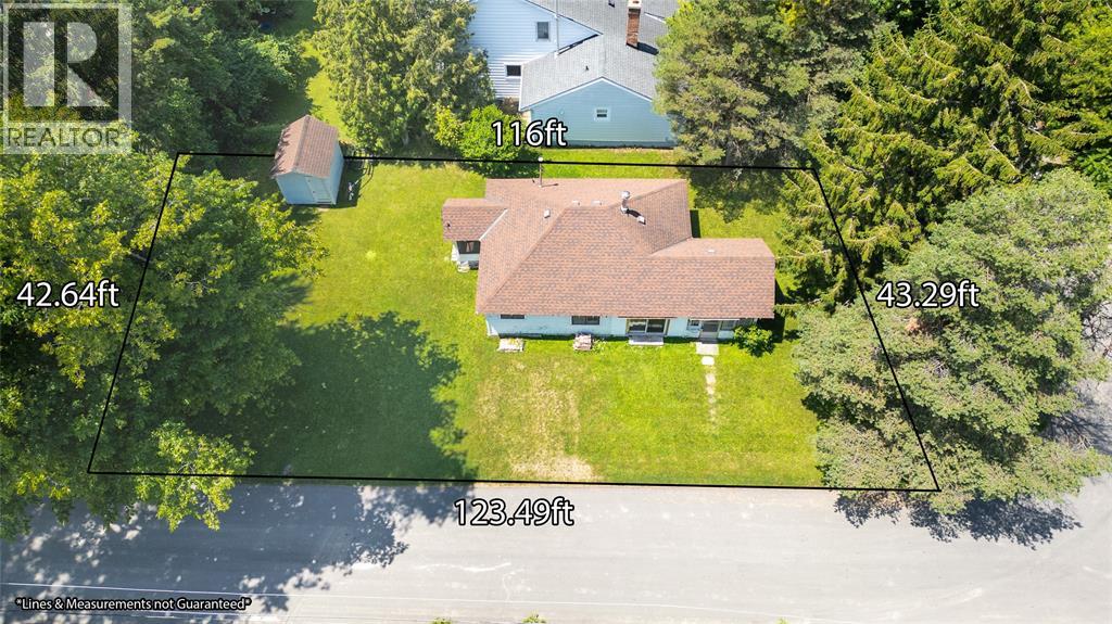 2783 Arthur Street, Sarnia photo 3
