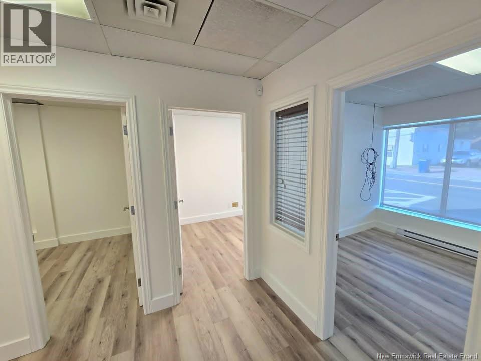 396 King, Bathurst, New Brunswick  E2A 1P3 - Photo 17 - NB143638