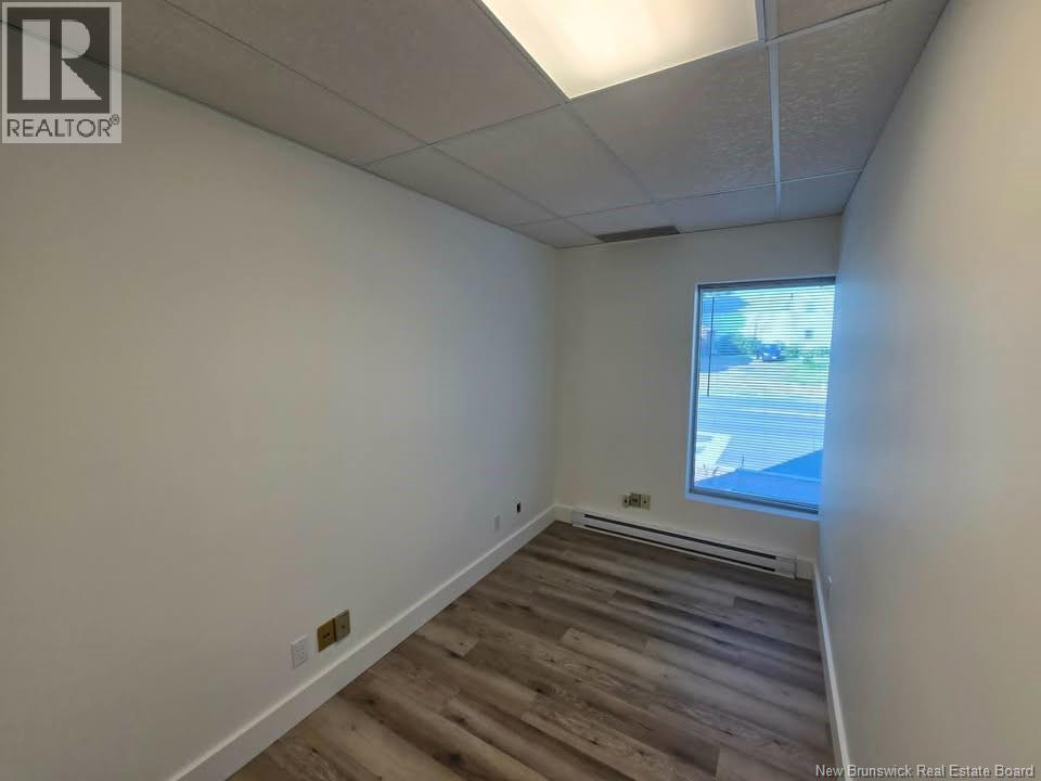 396 King, Bathurst, New Brunswick  E2A 1P3 - Photo 21 - NB143638