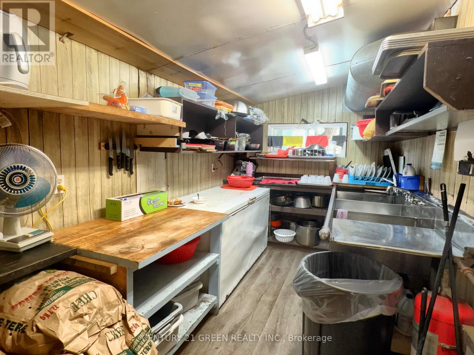 6 Water Street, Tehkummah, Ontario  P0P 1Z0 - Photo 12 - X13474510
