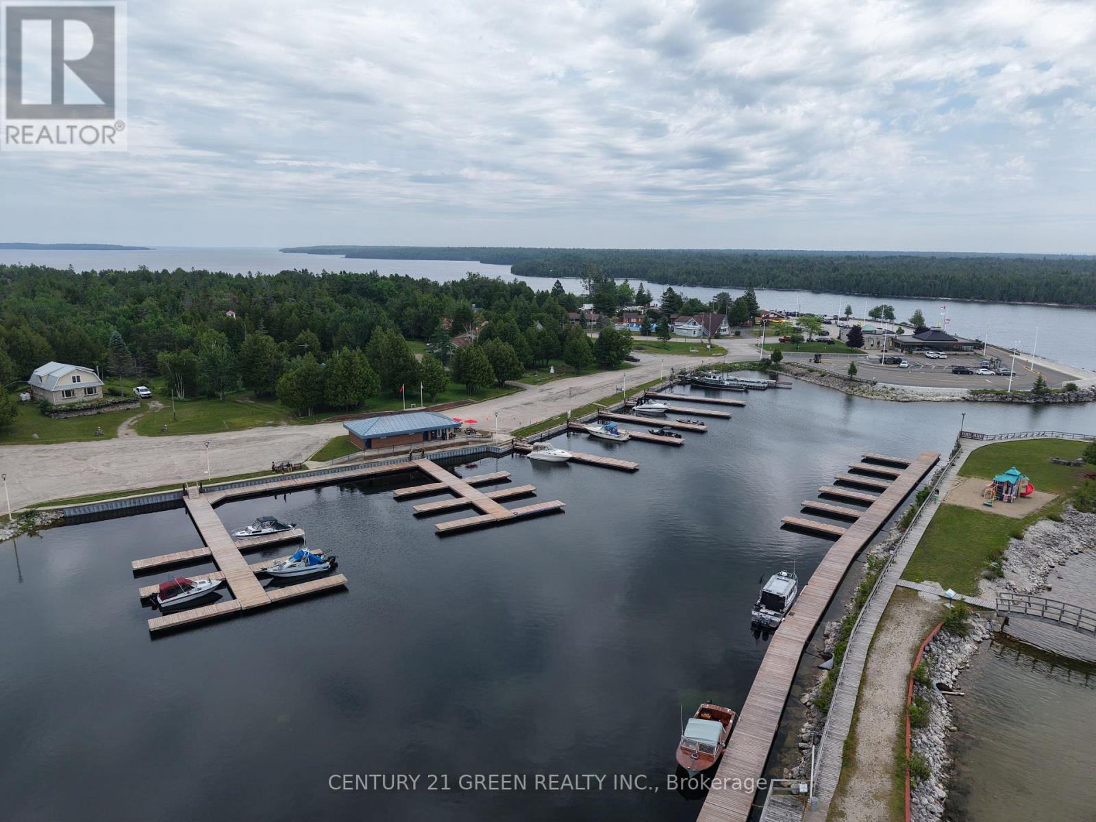 6 Water Street, Tehkummah, Ontario  P0P 1Z0 - Photo 35 - X13474510