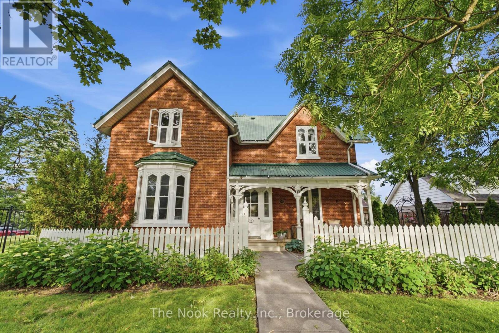 73 TEMPERANCE STREET, Clarington (Bowmanville)