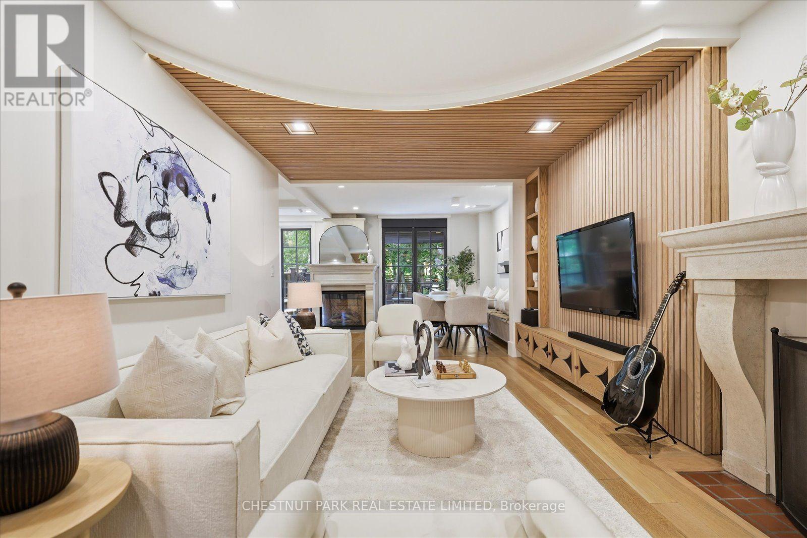 310 Bessborough Drive, Toronto, Ontario  M4G 3L1 - Photo 12 - C13538994