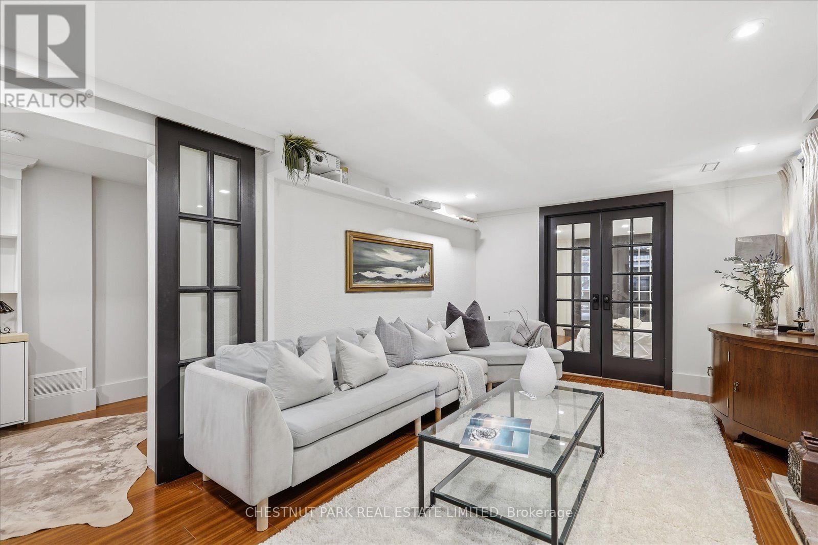 310 Bessborough Drive, Toronto, Ontario  M4G 3L1 - Photo 40 - C13538994