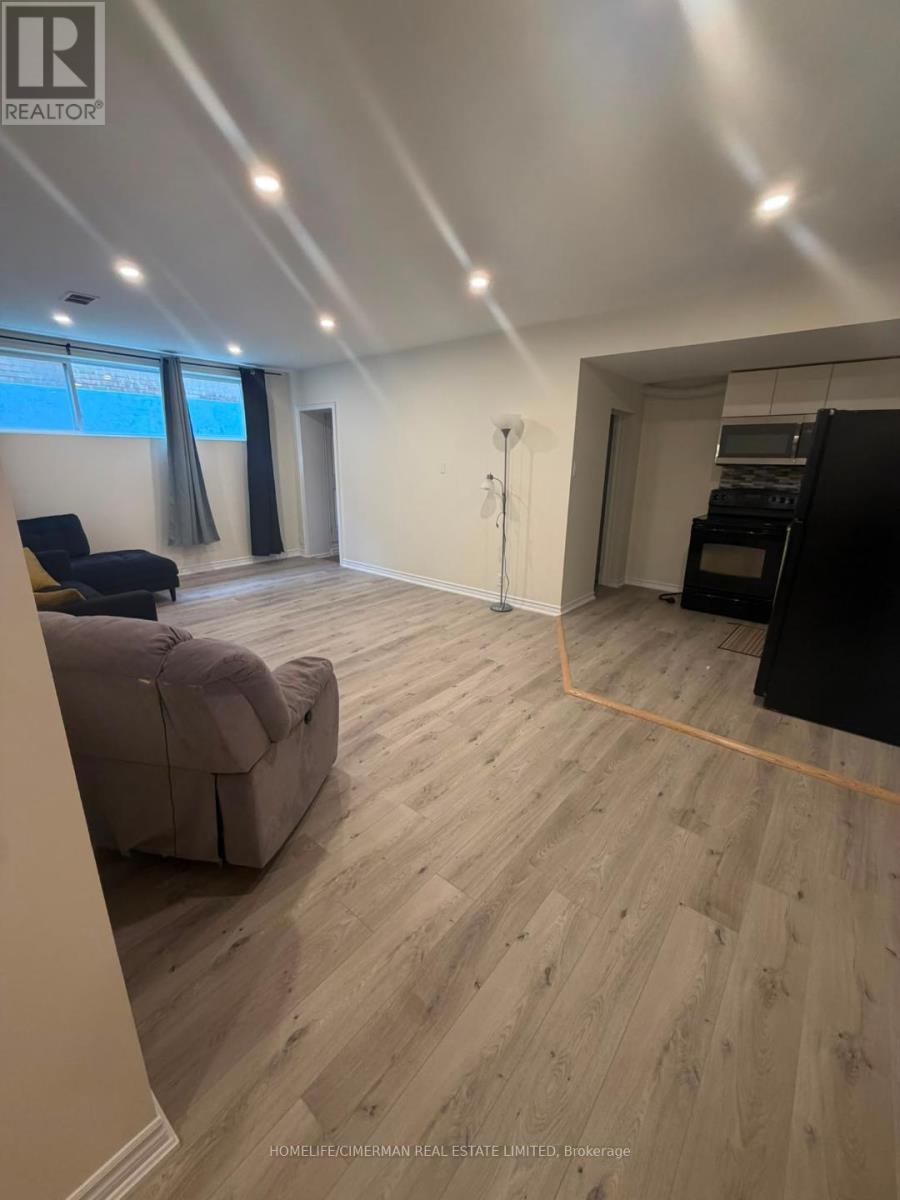 Basement Unit 1 - 92 Alexis Boulevard, Toronto, Ontario  M3H 2P7 - Photo 8 - C13539056