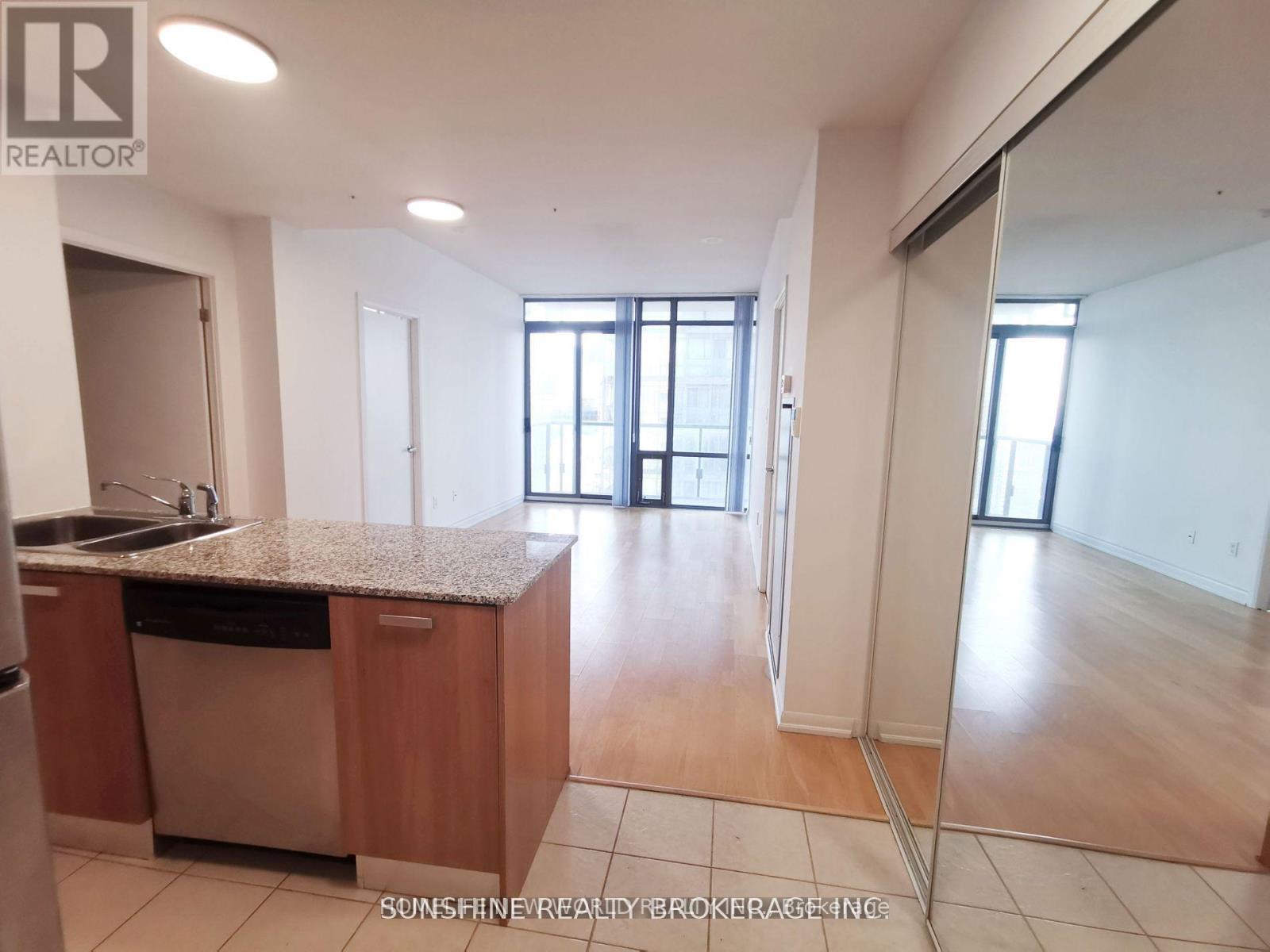 3308 - 37 Grosvenor Street, Toronto, Ontario  M4Y 3G5 - Photo 4 - C13539070