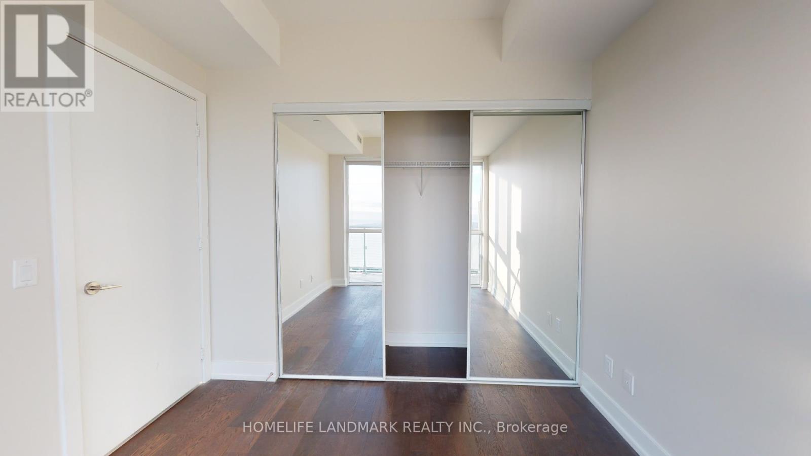 5306 - 7 Grenville Street, Toronto, Ontario  M4Y 0E9 - Photo 11 - C13539122
