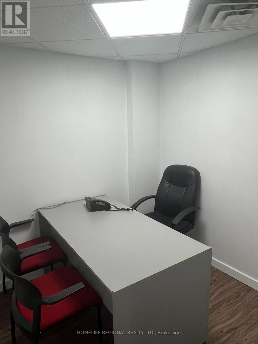 Office No. 7 - 823 College Street, Toronto, Ontario  M6G 1C9 - Photo 4 - C13539124