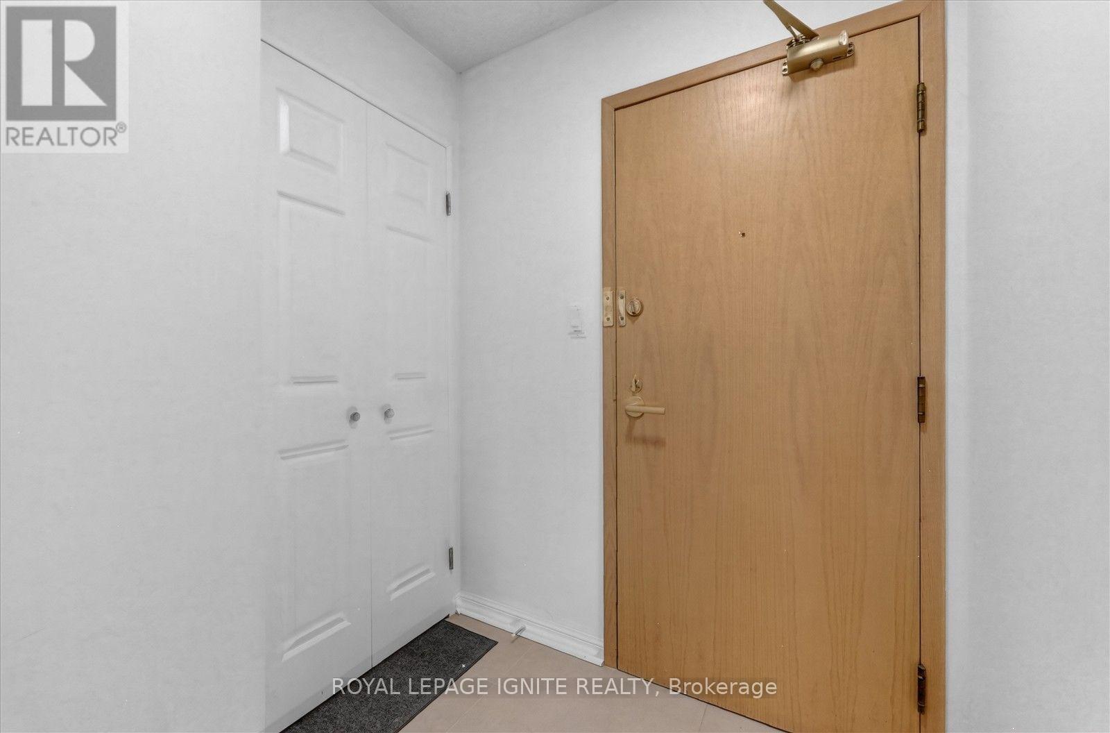 1206 - 24 Wellesley Street W, Toronto, Ontario  M4Y 2X6 - Photo 10 - C13539134