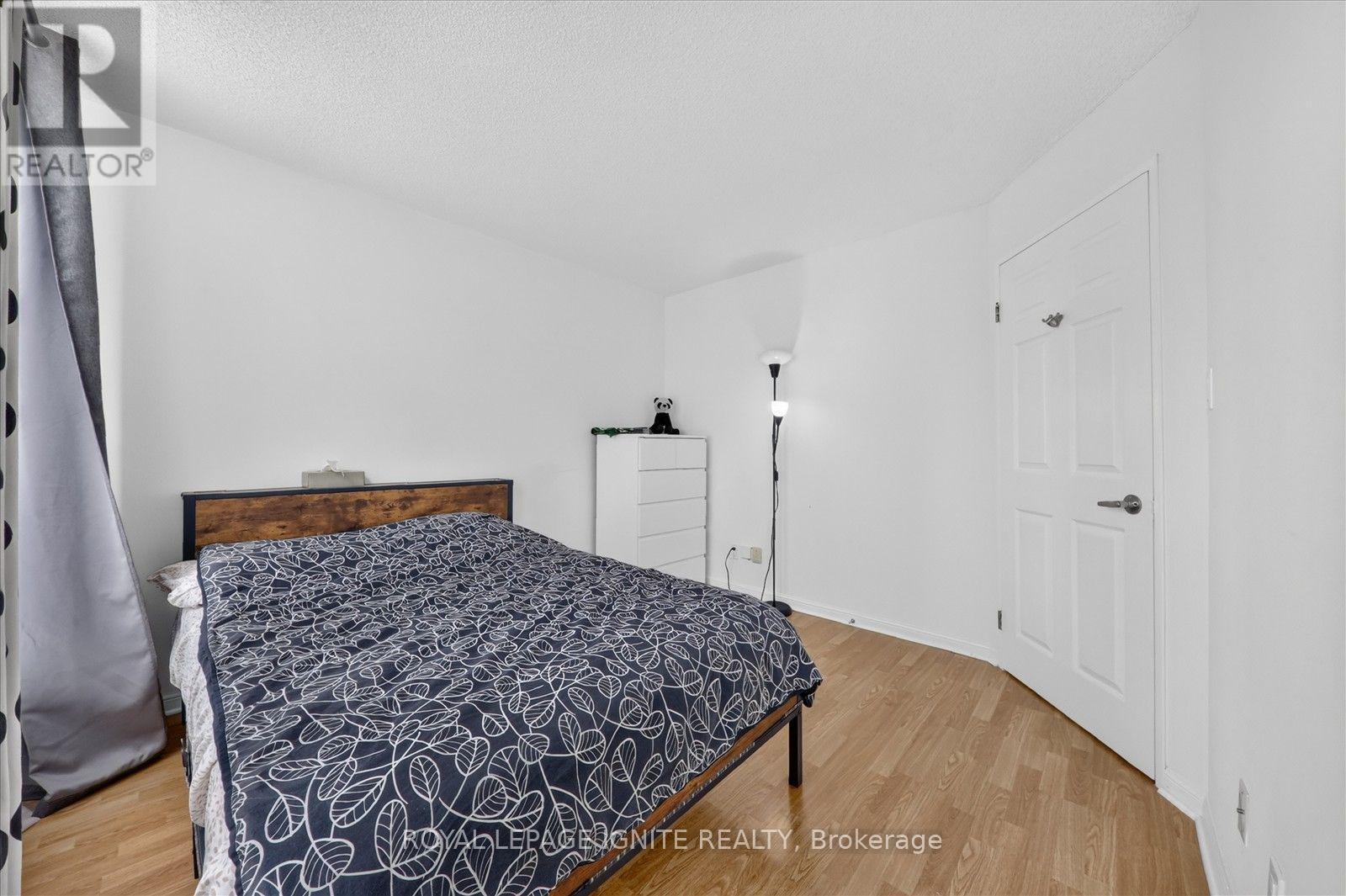 1206 - 24 Wellesley Street W, Toronto, Ontario  M4Y 2X6 - Photo 26 - C13539134