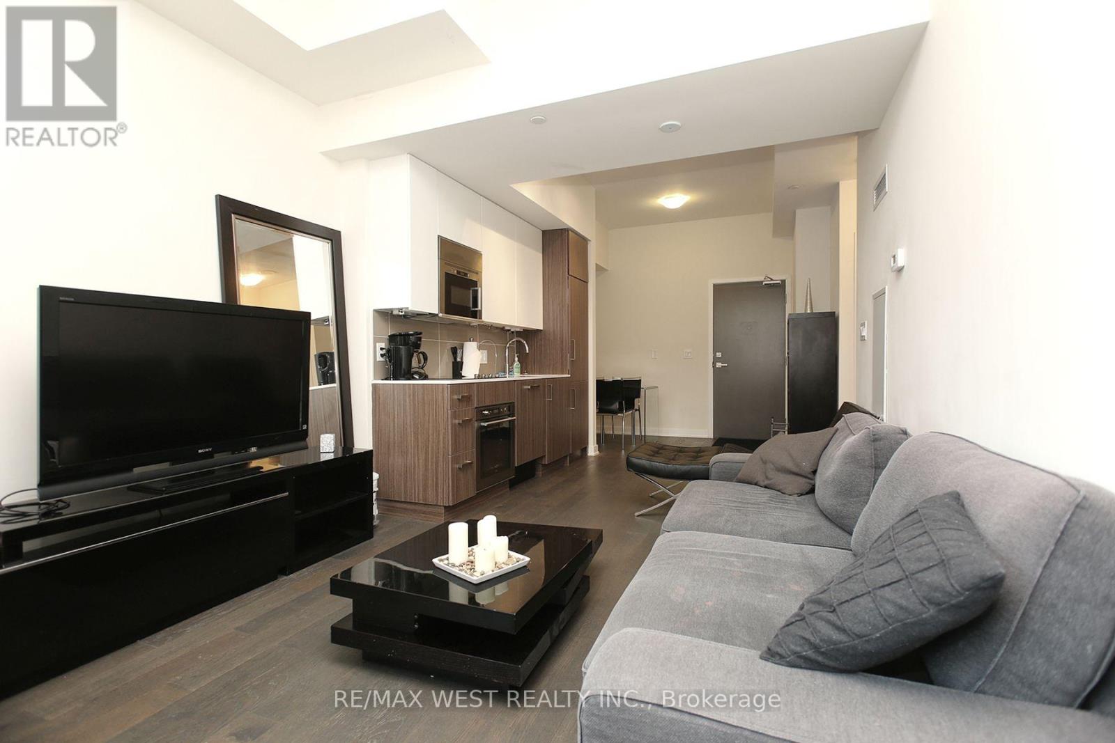 309 - 17 Dundonald Street, Toronto, Ontario  M4Y 1K3 - Photo 3 - C13539200