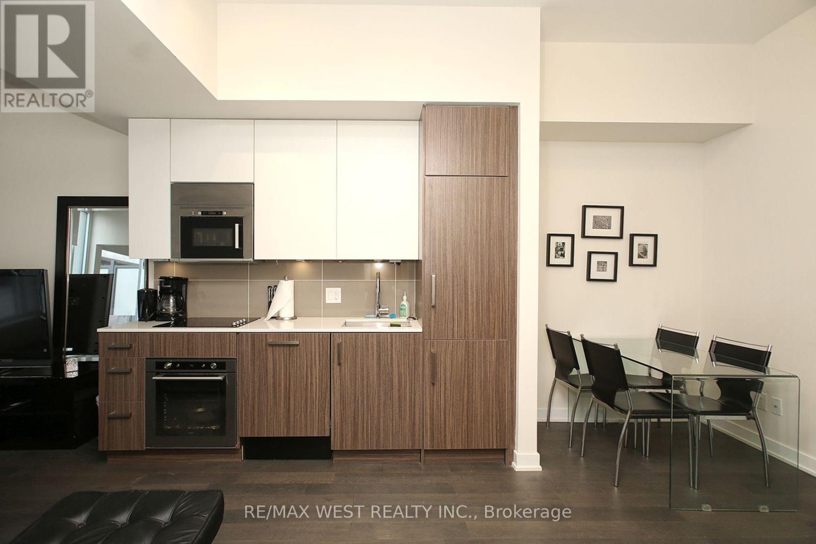 309 - 17 Dundonald Street, Toronto, Ontario  M4Y 1K3 - Photo 9 - C13539200