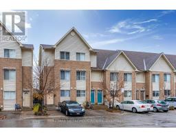 40 - 21 REPLIN ROAD, Toronto, Ontario