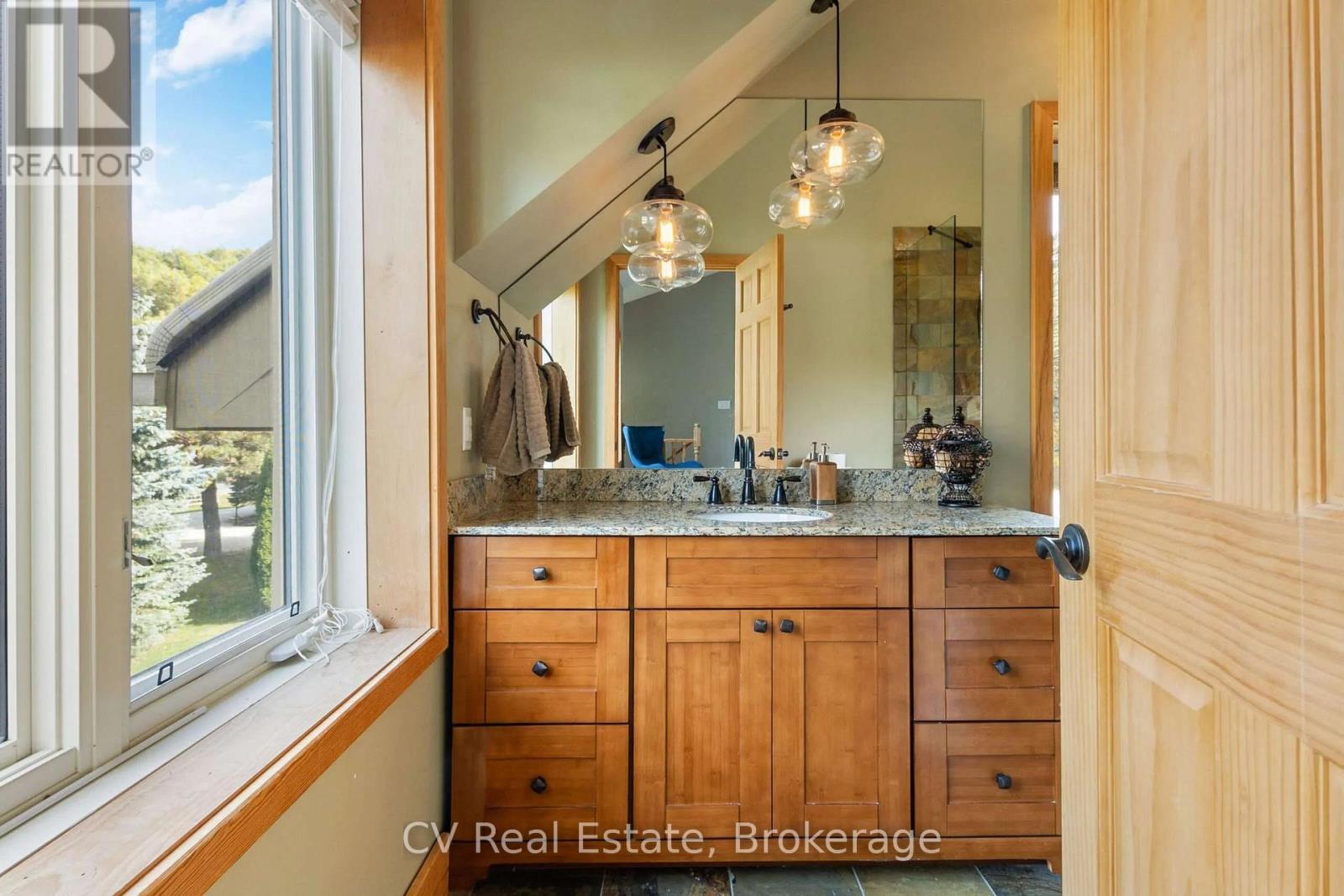 156 Chamonix Crescent, Blue Mountains, Ontario  L9Y 0S7 - Photo 26 - X13539252