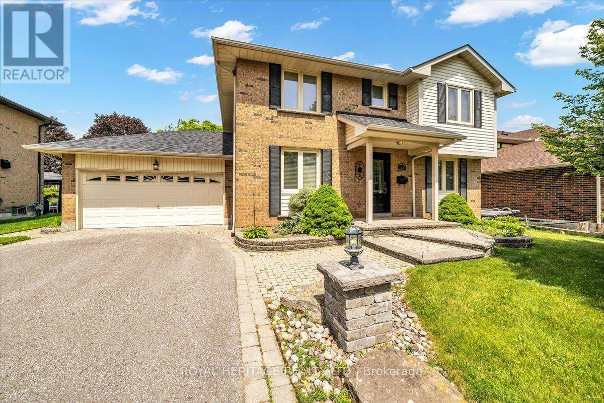 15 Cadby Road, Ajax, Ontario  L1S 3X6 - Photo 1 - E13539080