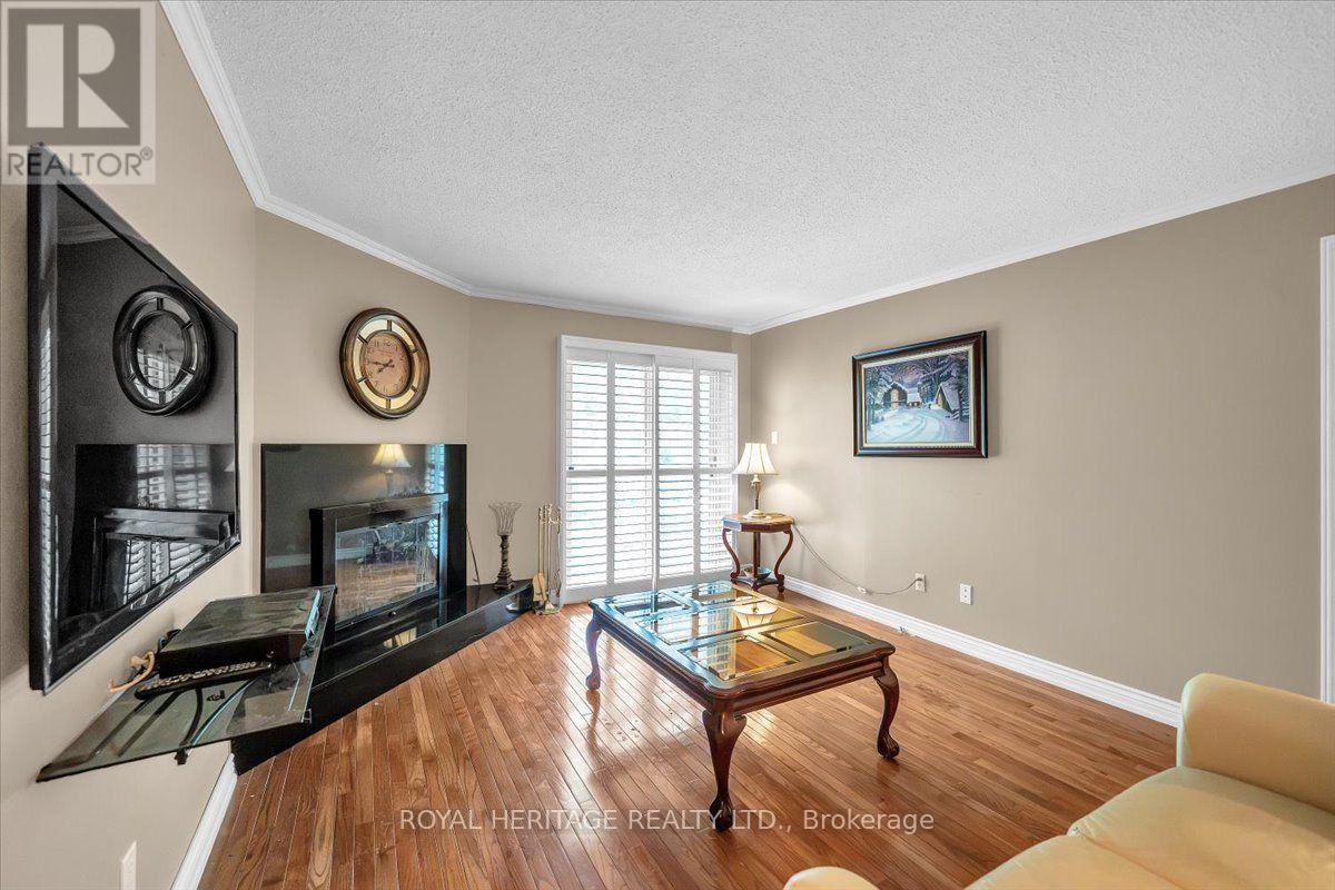 15 Cadby Road, Ajax, Ontario  L1S 3X6 - Photo 17 - E13539080