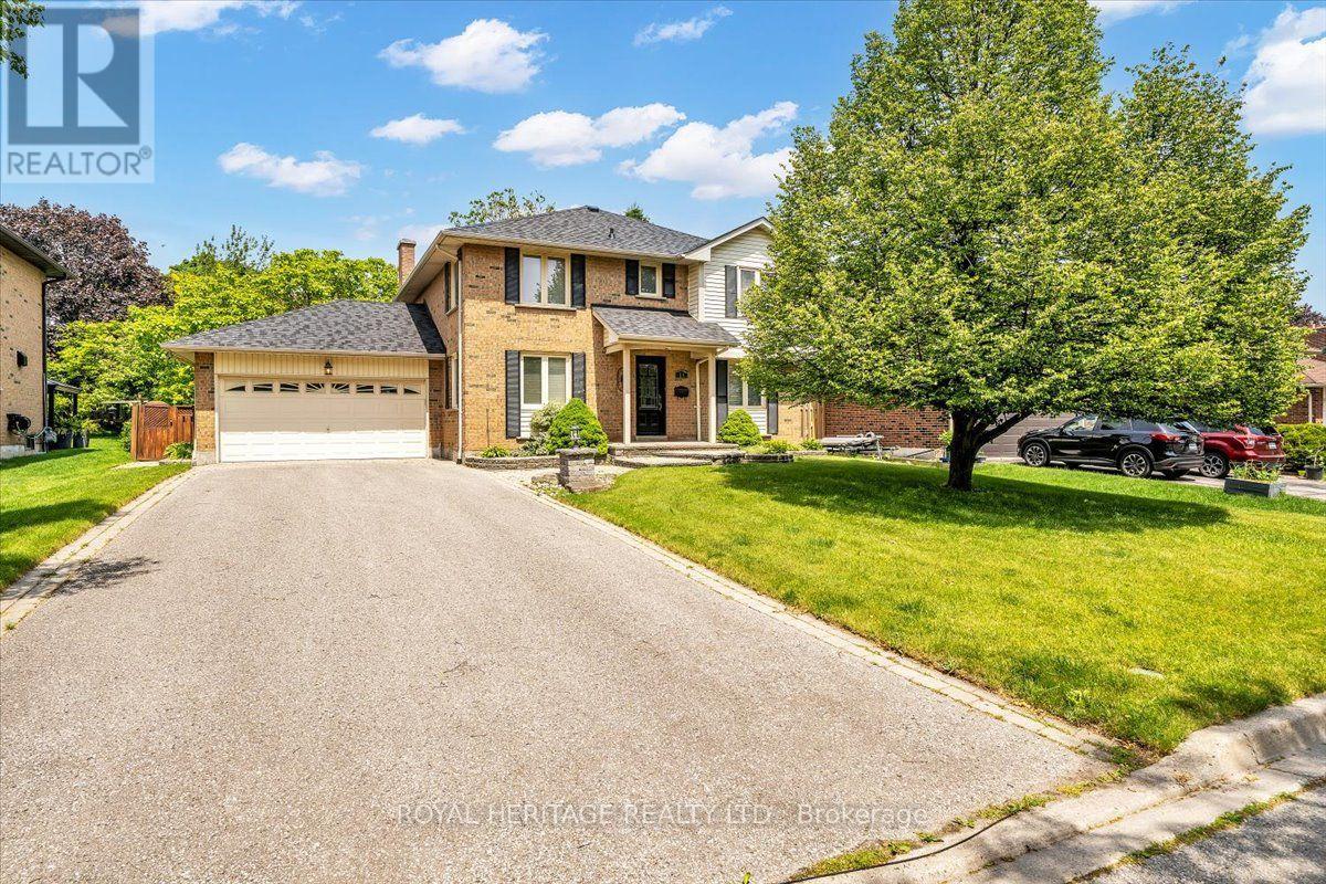 15 Cadby Road, Ajax, Ontario  L1S 3X6 - Photo 2 - E13539080