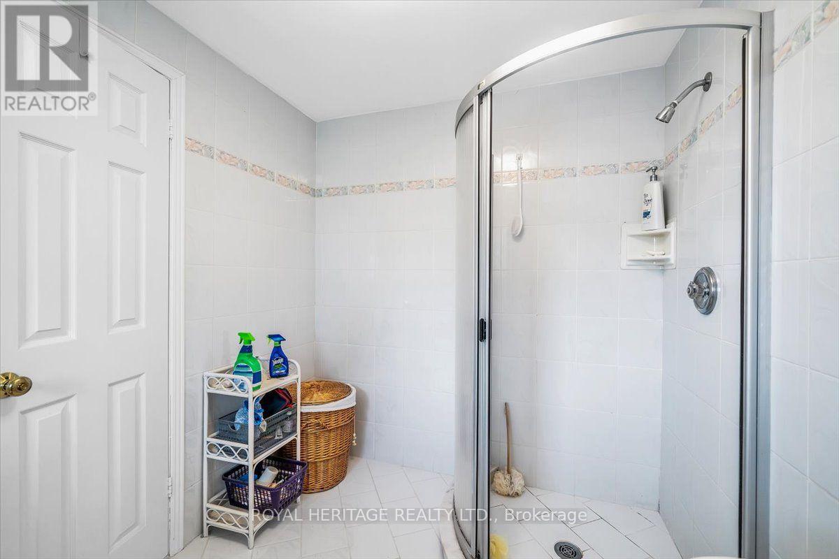 15 Cadby Road, Ajax, Ontario  L1S 3X6 - Photo 22 - E13539080