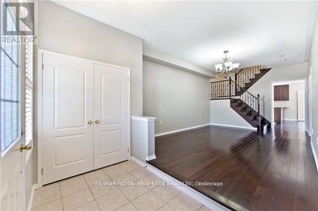 18 Clarepark Court, Ajax, Ontario  L1Z 0J5 - Photo 3 - E13539162